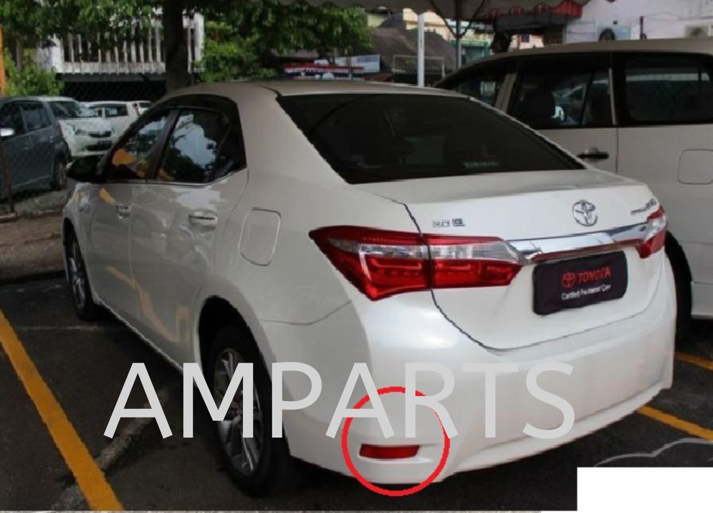 Toyota Altis 2014 Rear Bumper Reflector
